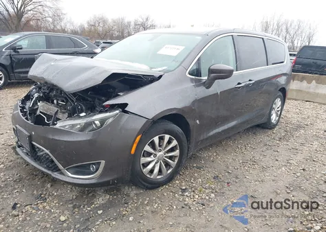 2019 Chrysler Pacifica Touring Plus from USA, damaged, VIN 2C4RC1FG5KR702414